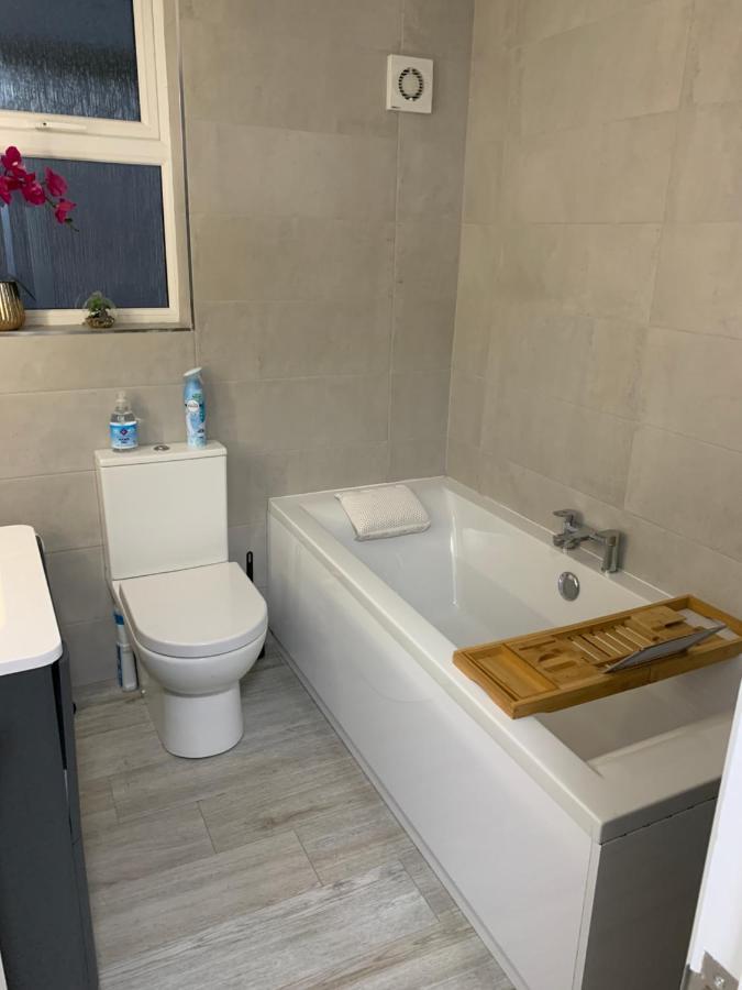 Seaview Aurora House - Central Luxury Apartment وارين بوينت المظهر الخارجي الصورة