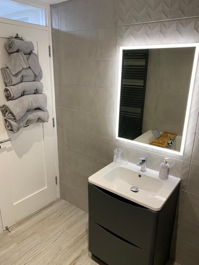 Seaview Aurora House - Central Luxury Apartment وارين بوينت المظهر الخارجي الصورة